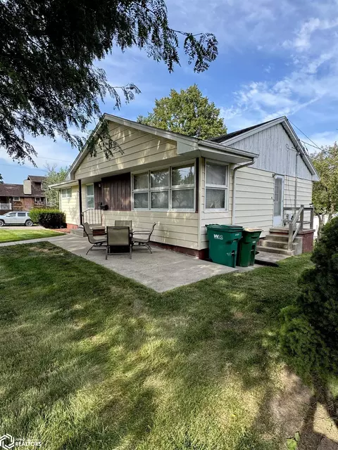 1007 N Maple St, Creston, IA 50801 photo 3