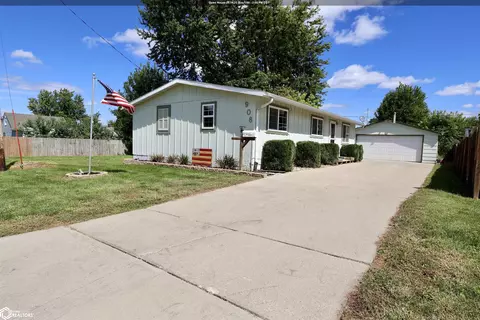 908 S 11th Ave, Marshalltown, IA 50158