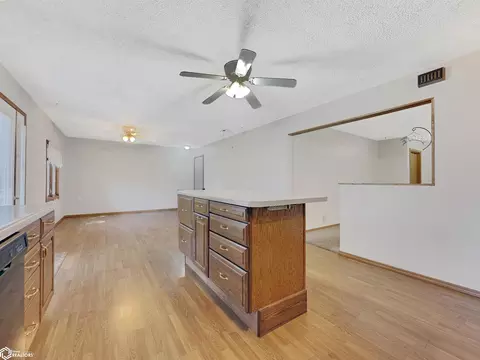 Other - 814 3rd St NW, Hampton, IA 50441 photo 2 of 10
