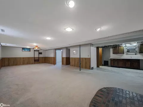 Other - 814 3rd St NW, Hampton, IA 50441 photo 7 of 10