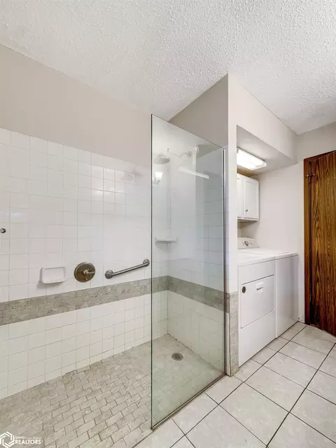 Other - 814 3rd St NW, Hampton, IA 50441 photo 3 of 10