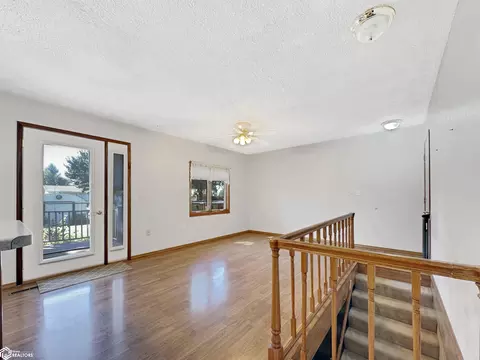 Living - 814 3rd St NW, Hampton, IA 50441 photo 2 of 7