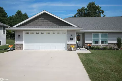 911 S 17th St #4, Clarinda, IA 51632