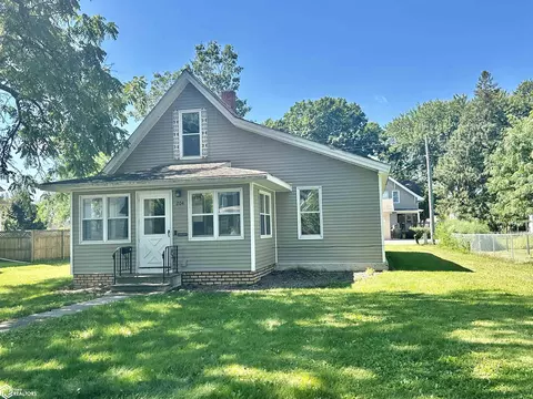 204 N 9th St, Northwood, IA 50459