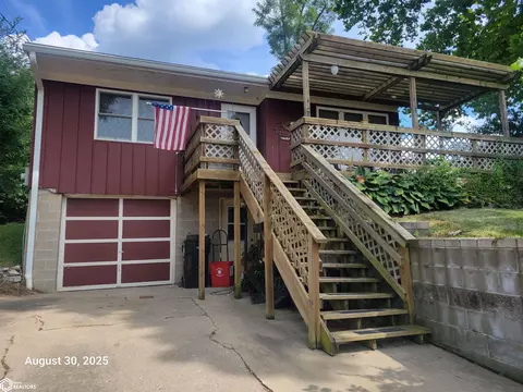 1308 N Van Buren Ave N, Ottumwa, IA 52501