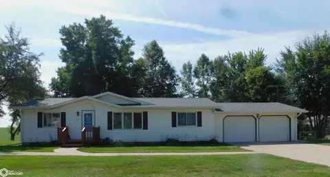 519 Elm St, Schleswig, IA 51461