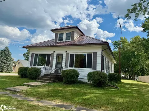 601 W Chestnut St, Bloomfield, IA 52537