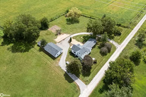 2982 F52 Trl, Parnell, IA 52325