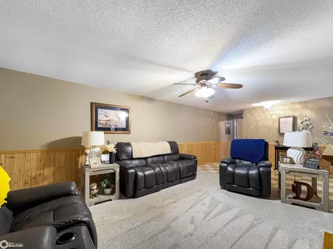 220 12th Ave NW, Hampton, IA 50441 photo 32