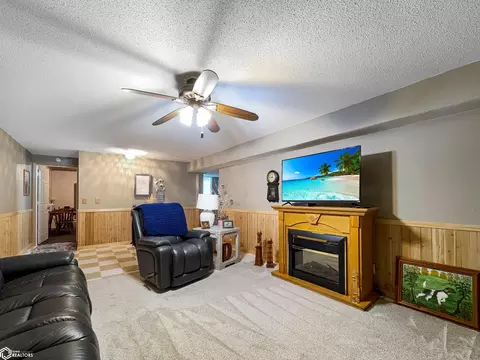 220 12th Ave NW, Hampton, IA 50441 photo 33