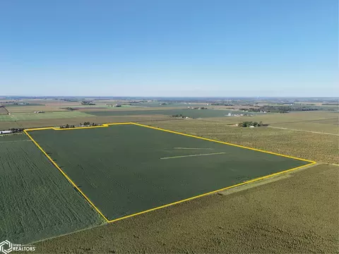 Old Center Rd., Alburnett, IA 52202