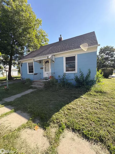 310 S Jefferson St, Mount Pleasant, IA 52641