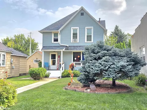 127 Elmore St, Manly, IA 50456