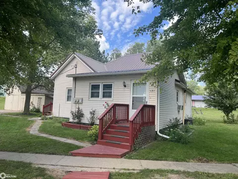 121 Railroad St, Ricketts, IA 51460