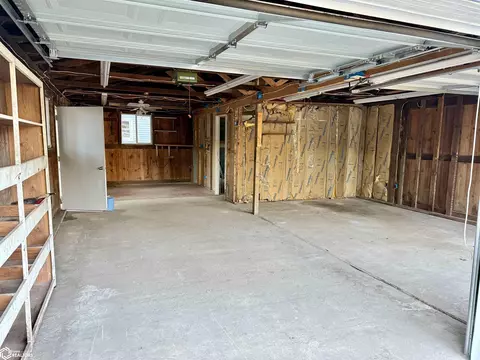 103 S Spearman St, Mount Union, IA 52644 photo 41