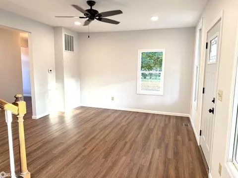 103 S Spearman St, Mount Union, IA 52644 photo 6