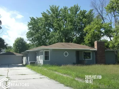307 1st Ave NW, Dayton, IA 50530