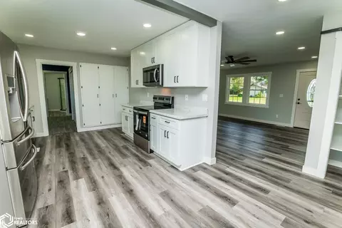 Kitchen - 738 Circle Dr, Conrad, IA 50621 photo 1 of 5