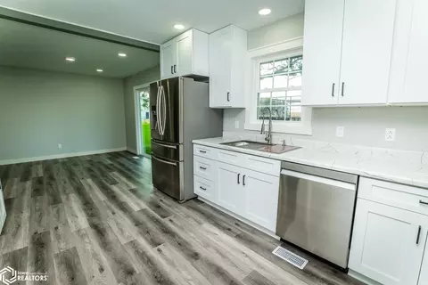 Kitchen - 738 Circle Dr, Conrad, IA 50621 photo 4 of 5