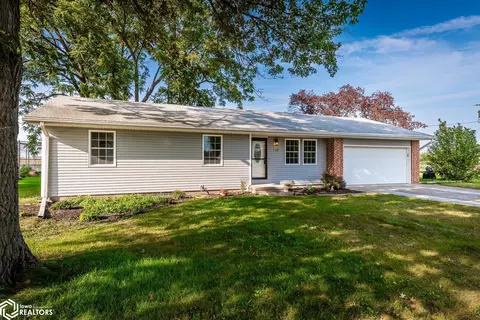 Exterior - 738 Circle Dr, Conrad, IA 50621 photo 3 of 4