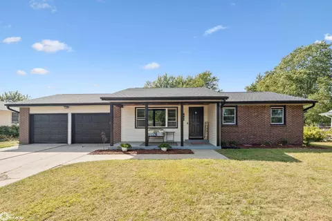 1705 Reed St, Grinnell, IA 50112
