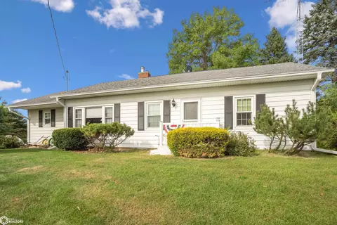 111 W Center St, Garwin, IA 50632