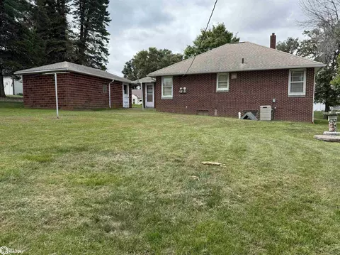 Exterior - 415 3rd Ave, Dedham, IA 51440 photo 1 of 1