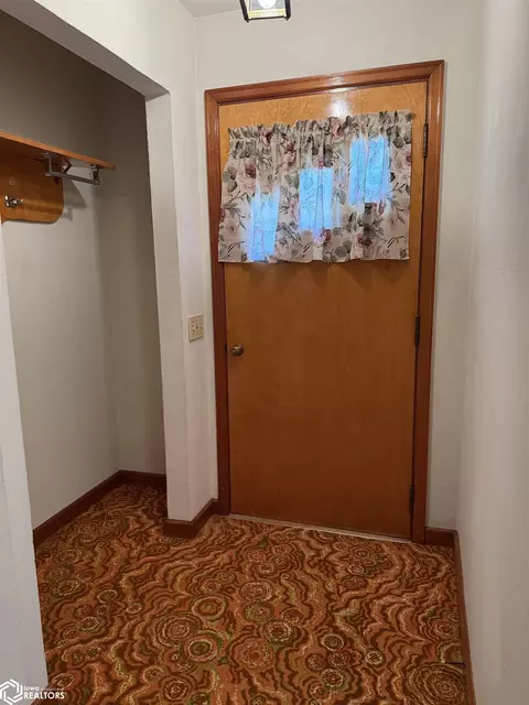 Entry Way - 415 3rd Ave, Dedham, IA 51440 photo 1 of 2