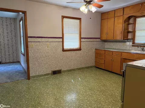 Kitchen - 415 3rd Ave, Dedham, IA 51440 photo 1 of 3