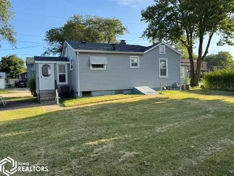 1801 Page St, Burlington, IA 52601