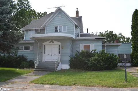 100 N Lee St, Dows, IA 50071