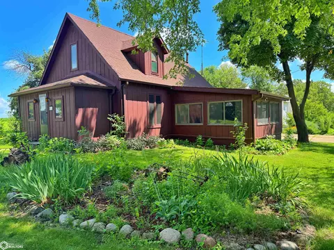 302 N 5th St, Lanesboro, IA 51451