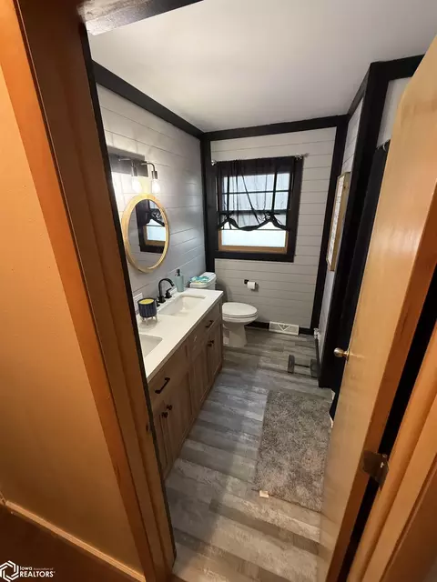 Bath - 730 N 20th St, Denison, IA 51442 photo 1 of 2