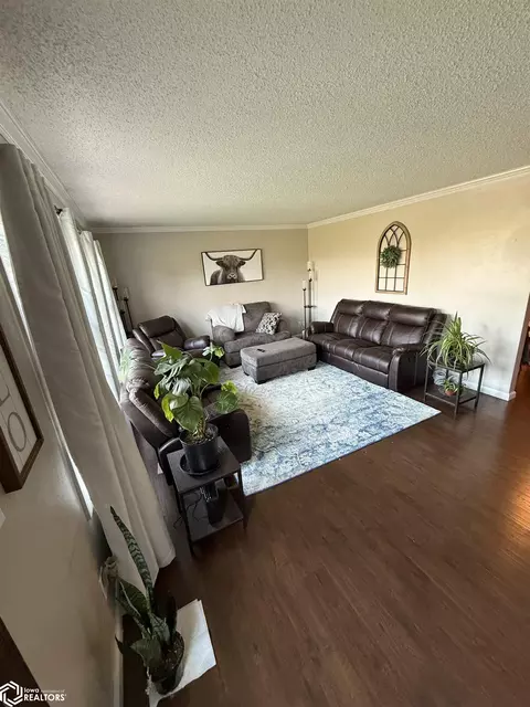 Living - 730 N 20th St, Denison, IA 51442 photo 2 of 4