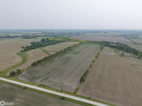 24 5, Seymour, IA 52590