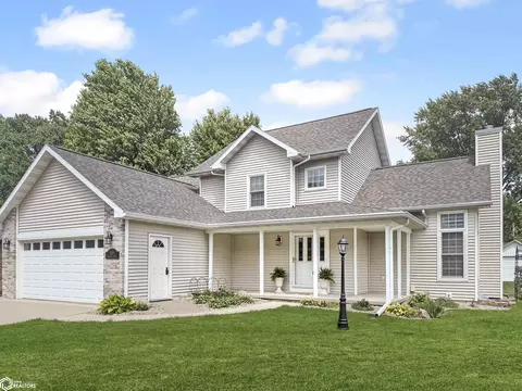 2009 Briardale Dr, Iowa Falls, IA 50126