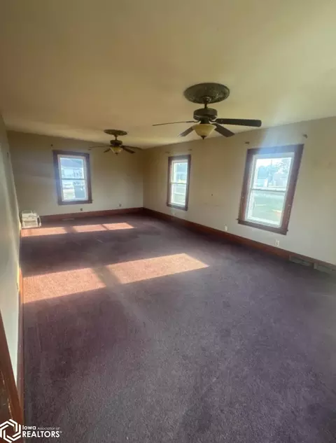 Living - 390 E Patrick St, Dougherty, IA 50433 photo 1 of 2
