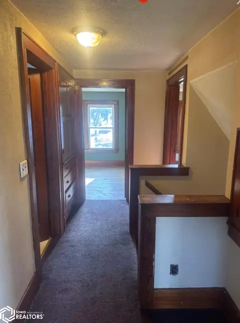 Entry Way - 390 E Patrick St, Dougherty, IA 50433 photo 7 of 7