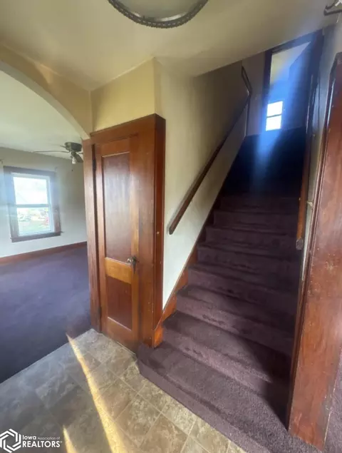 Entry Way - 390 E Patrick St, Dougherty, IA 50433 photo 1 of 7