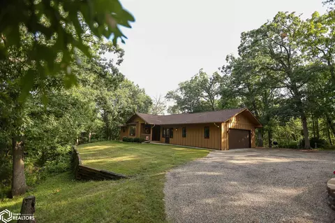 31586 R Ave, Adel, IA 50003
