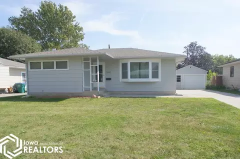 1012 Madsen Ave, Webster City, IA 50595