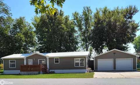 3002 12th St #86, Harlan, IA 51537