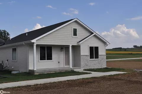 1007 Willow Dr, Manning, IA 51455
