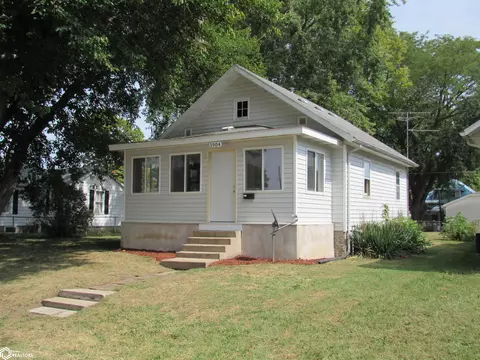 1904 Delmar St, Burlington, IA 52601