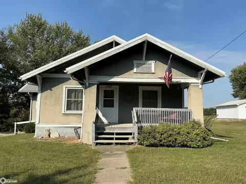 205 N 6th St, Mystic, IA 52574