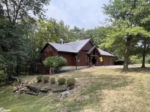 1500 Dogwood Dr, Fairfield, IA 52556