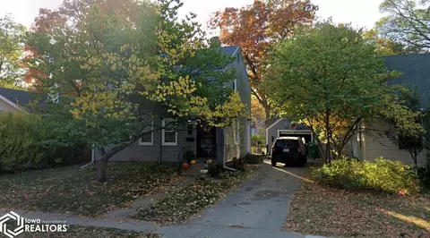 117 S Russell Ave, Ames, IA 50010
