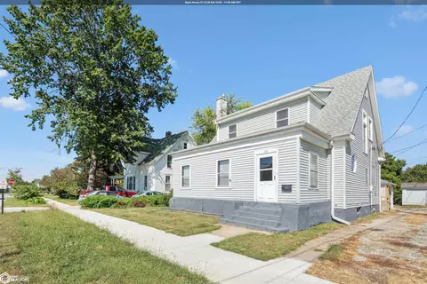 103 E Henry St, Mount Pleasant, IA 52641