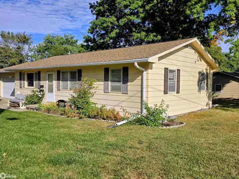 Exterior - 805 E Carpenter St, Creston, IA 50801 photo 3 of 6