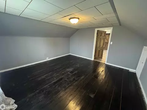 Bedroom - 21468 240th Ave, Centerville, IA 52544 photo 4 of 4